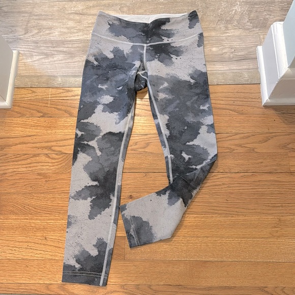 lululemon athletica Pants - Lululemon wunder under stone wash leggings